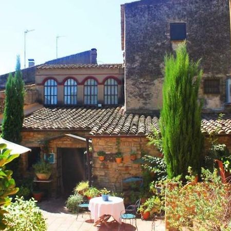 Hostal La Riera Torroella De Montgri Ngoại thất bức ảnh